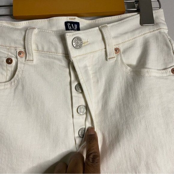Gap Women's Cheeky Straight Off-White Button Fly Denim Crop Jeans - Picture 4 of 10